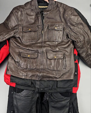 Фотография  880 - МОТО одежда mix БМ#19,3 кг, ЛОТ СХ-0276 оптом в Черкесске и Карачаево-Черкесской республике