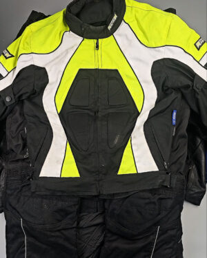 Купить МОТО одежда mix БМ#20 кг, ЛОТ СХ-0278 оптом в Черкесске и Карачаево-Черкесской республике